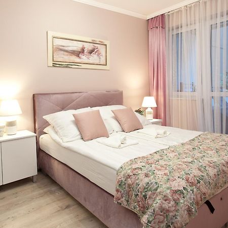 Apartament Kasprowicza 20 A Z Garazen Kołobrzeg Kültér fotó